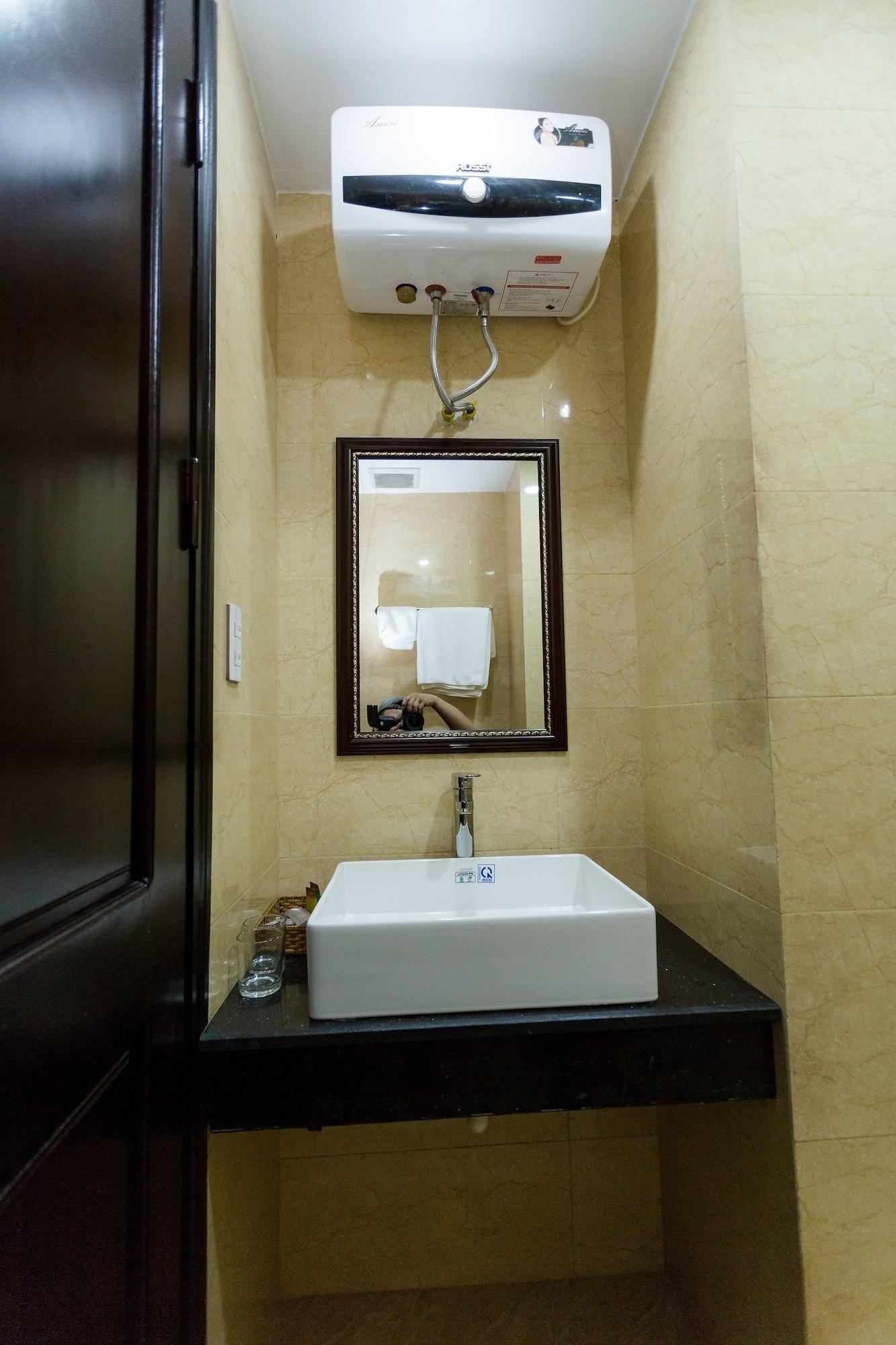 Manchester Hotel Дананг Екстериор снимка